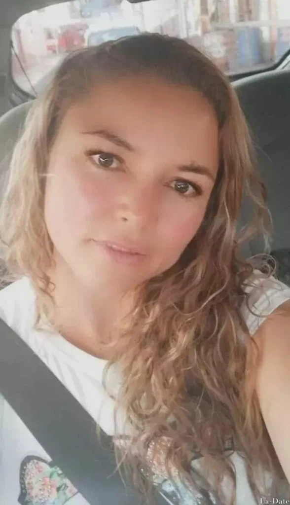 Catherine Profile image 2